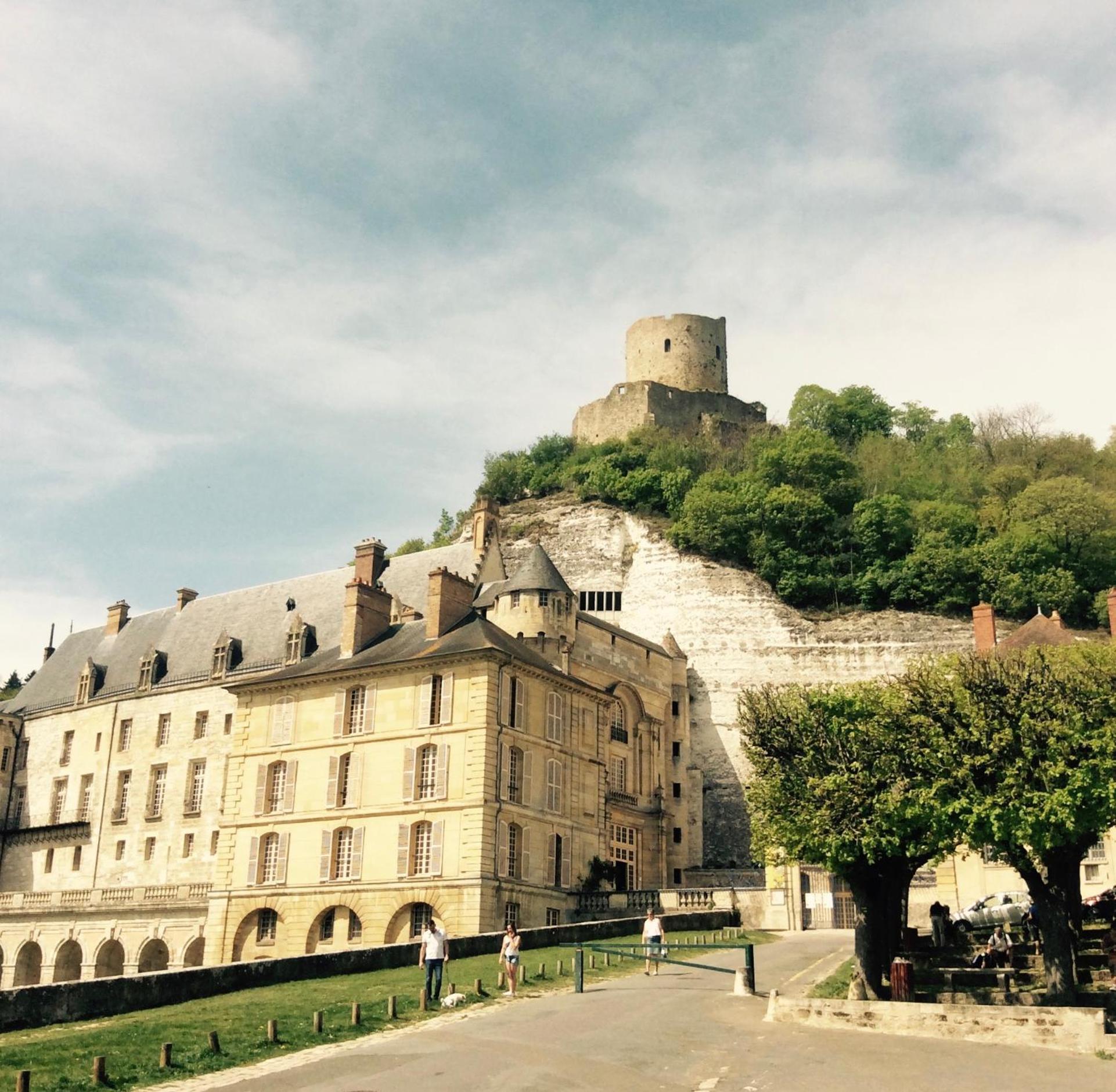 Gite De L'Ecu La Roche-Guyon Exterior photo